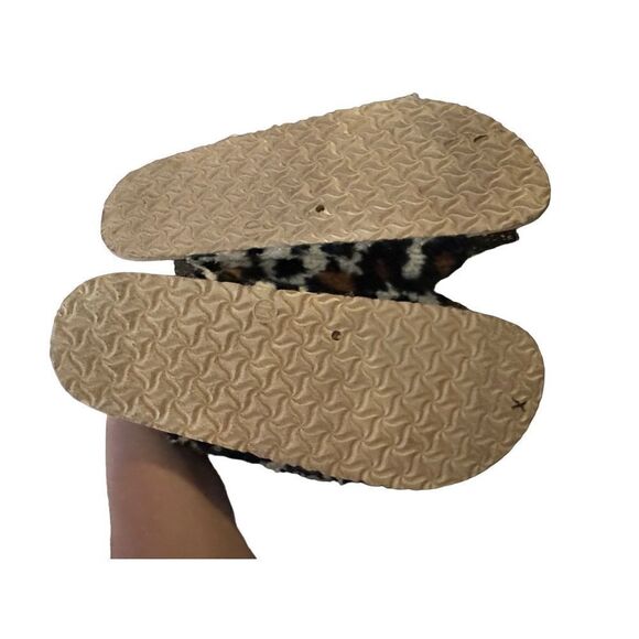 Leopard Print Fur Lined Birkenstock Type Sandal - Picture 9 of 9